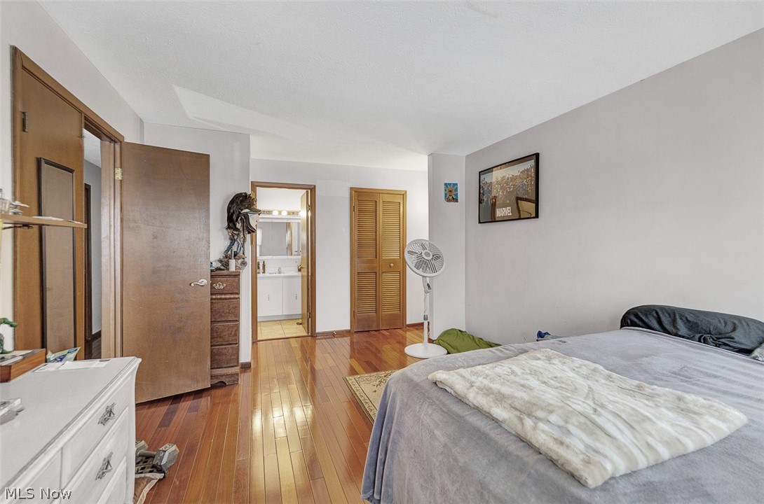 Orchards/Beacon Hill Condo - Residential