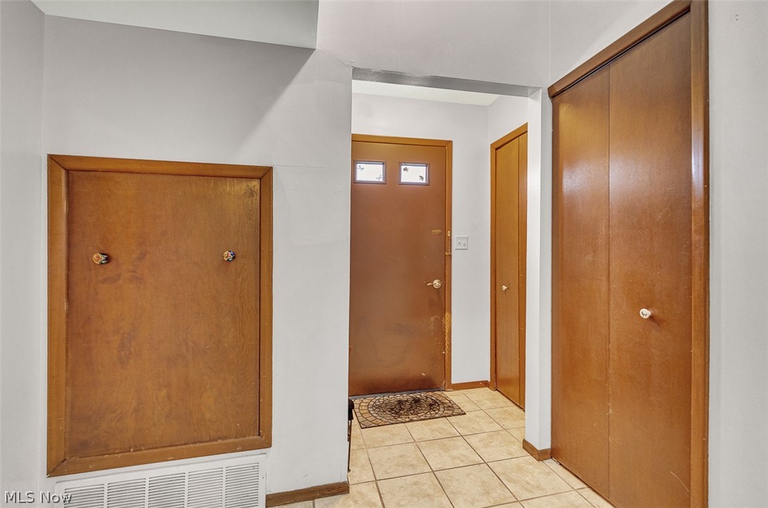 Orchards/Beacon Hill Condo - Residential