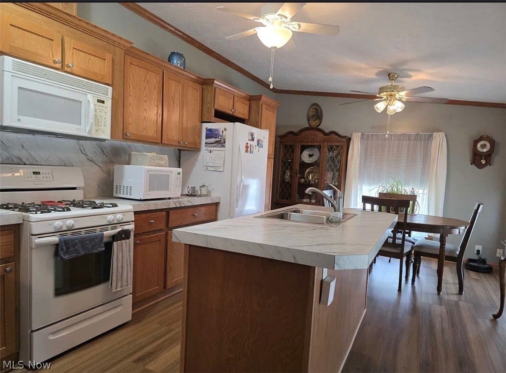 228 Pin Oak Circle