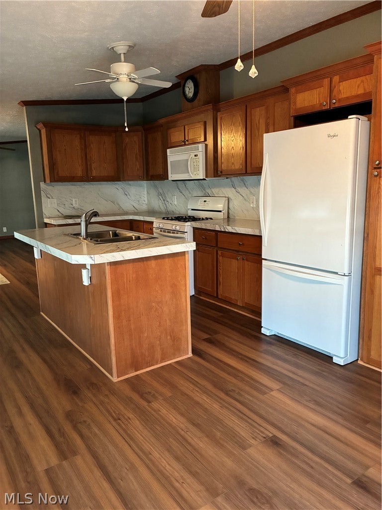 228 Pin Oak Circle