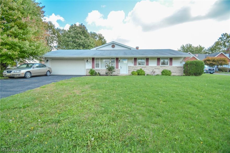 Looking for a Ranch in Boardman, look no further. Located in the lovely Presidential Estates, this over 1800 square foot home sits on a sul-de-sac street with very light traffic. With four bedrooms and two full baths, large pantry, and lots of closets, you will have no lack of storage. Factor in the 2-car garage and backyard storage shed and the lack of basement will not be an issue. Great backyard complete with covered patio to enjoy the view. Boardman Schools Robinwood Elementary.