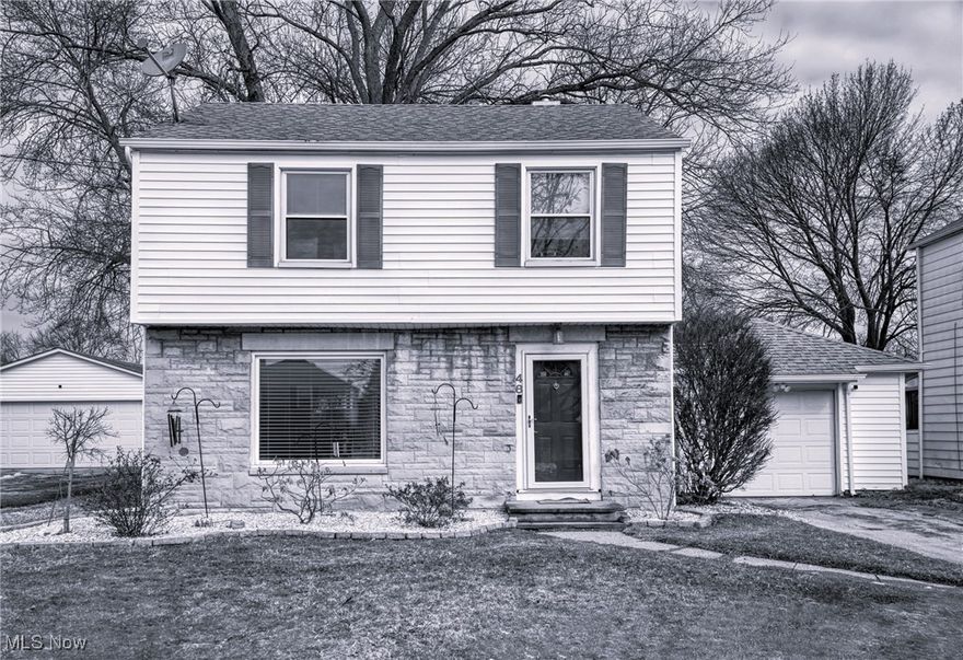 Cute and affordable! Welcome to this delightful Colonial home featuring 3 bedrooms and 1 full bathroom, offering 1175 sq ft of comfortable living space. This property has a 1 car garage with an automatic opener for your convenience. Step inside to find beautiful wood floors in both the living and dining rooms, creating a warm and inviting atmosphere. The kitchen, remodeled in 2020, has plenty of cabinet and counter space to suit your needs. Enjoy seamless indoor-outdoor living with a sliding door in the dining room that leads to a fenced-in backyard, perfect for entertaining or relaxing on weekends. The deck, also redone in 2020, provides an excellent space for outdoor gatherings, while the new landscaping rocks added in the spring of 2024 enhance the curb appeal of this lovely home. Don't miss out on 48 Melrose Ave!