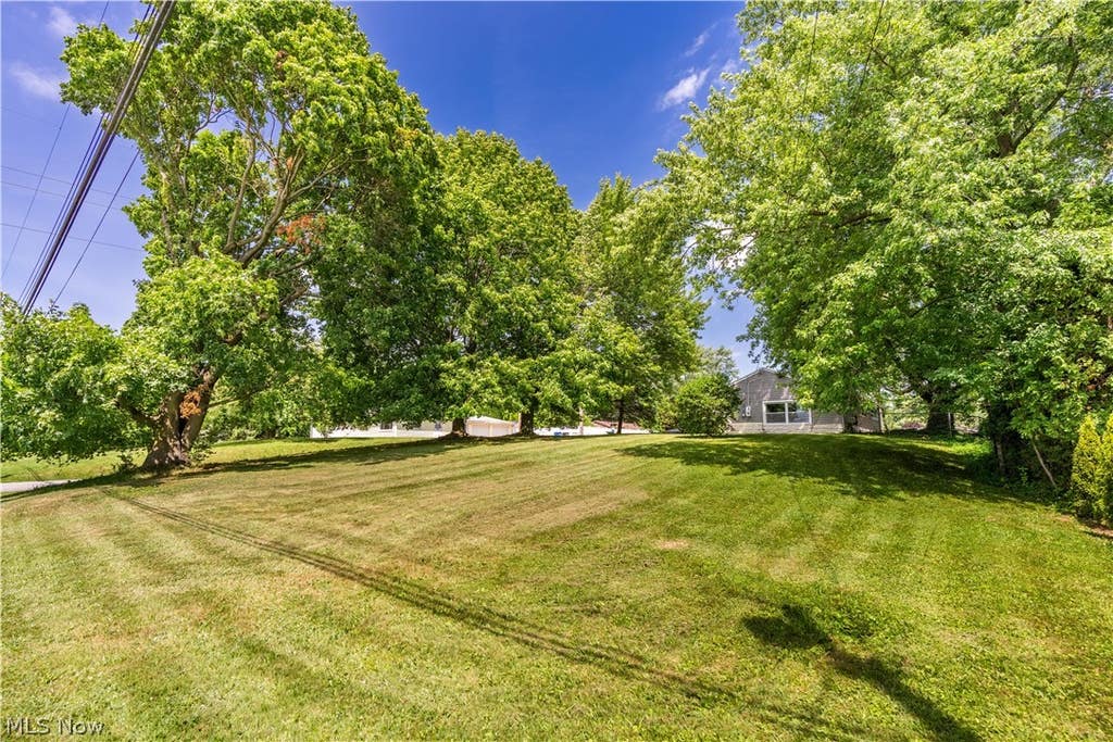 Photo of 5061 Thursby Road, North Canton, OH 44720 (MLS # 5224252)