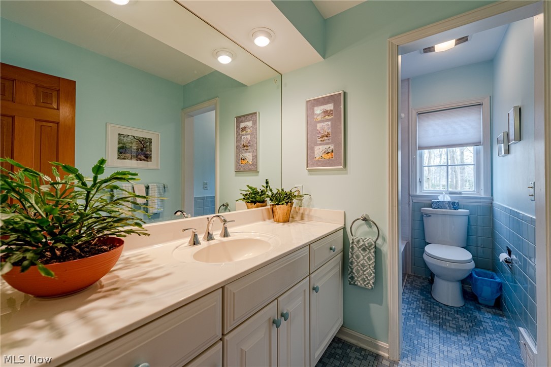 Hill & Dale Suburban Estates - Residential