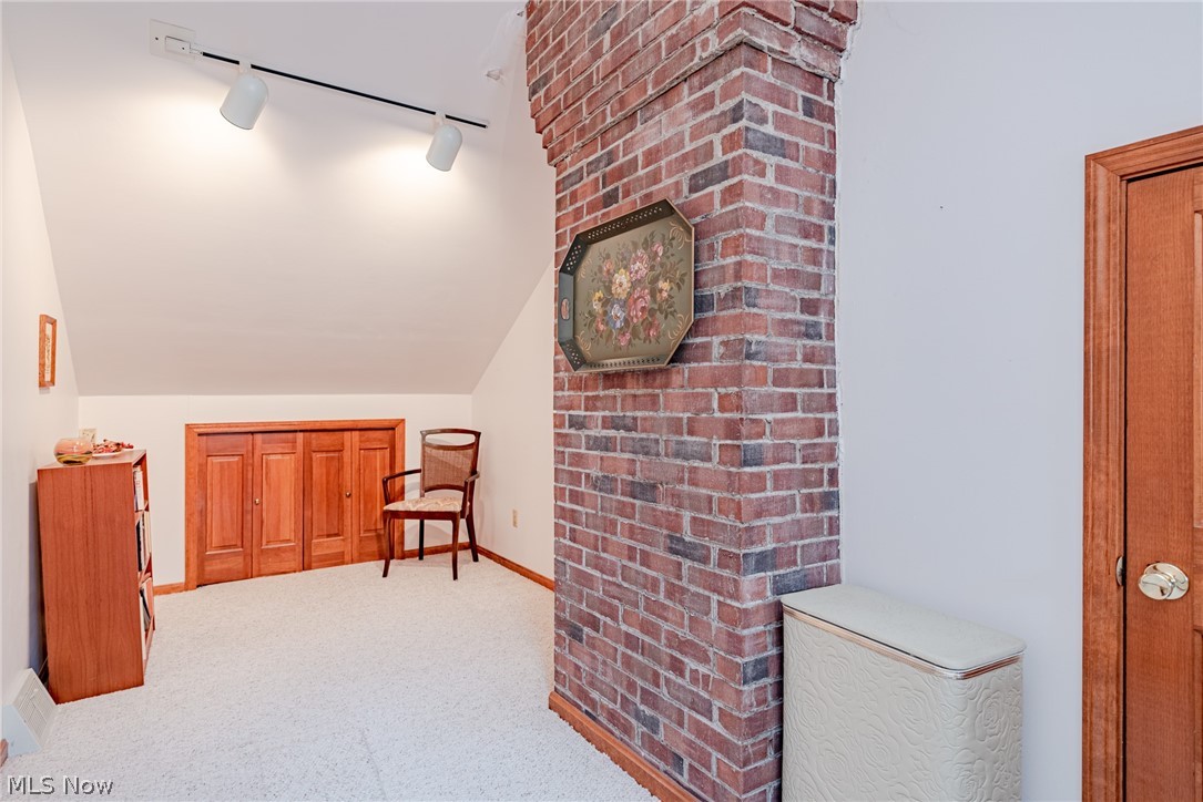 Hill & Dale Suburban Estates - Residential