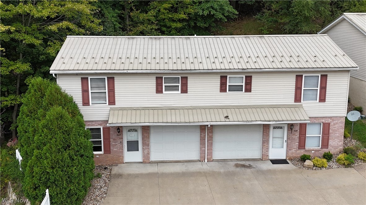 527 Ridge Avenue NE