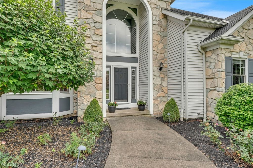 Photo of 6487 Dorset Lane, Solon, OH 44139 (MLS # 5191991)