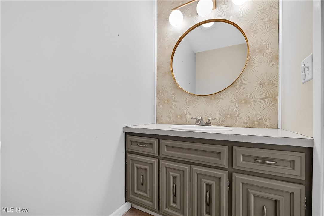 Four Seasons Twnhs - Residential