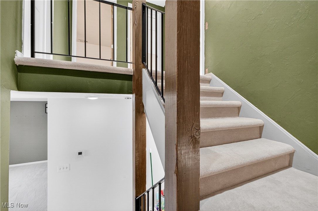 Four Seasons Twnhs - Residential