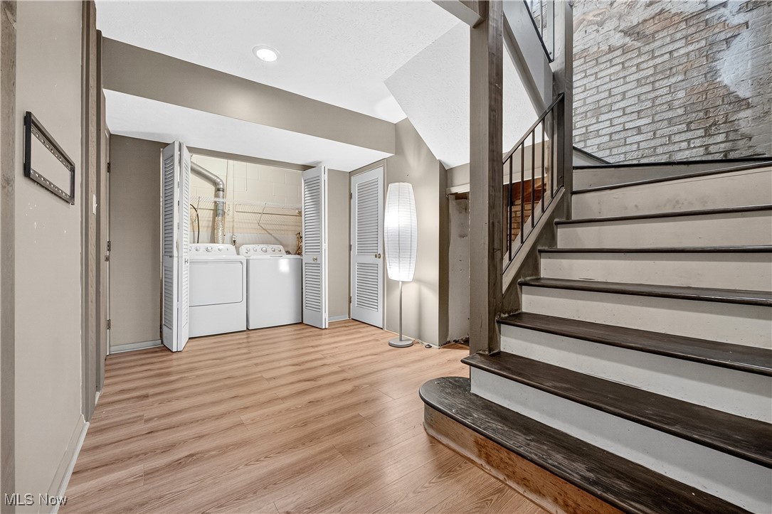 Four Seasons Twnhs - Residential