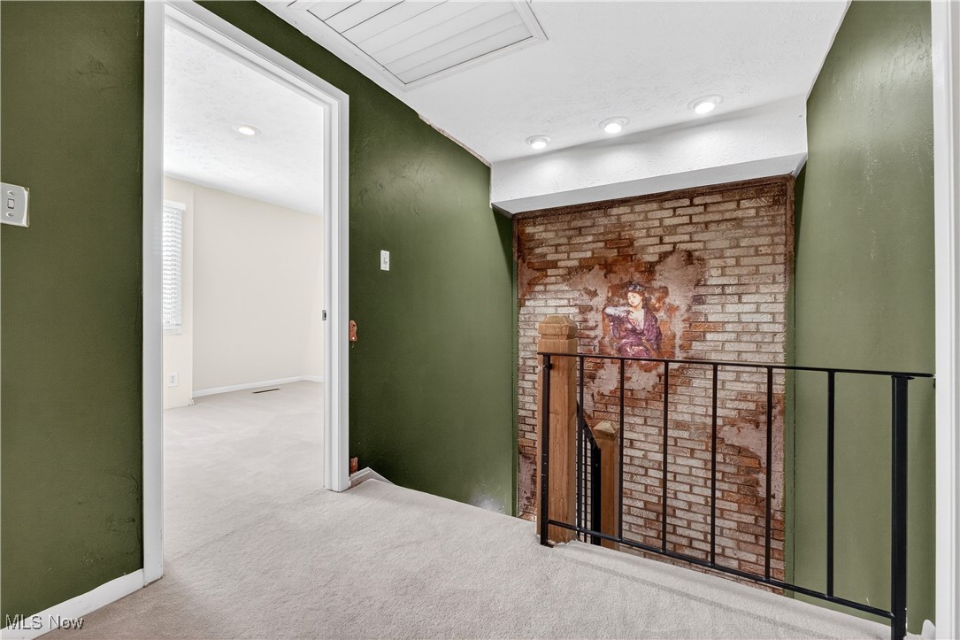 Four Seasons Twnhs - Residential