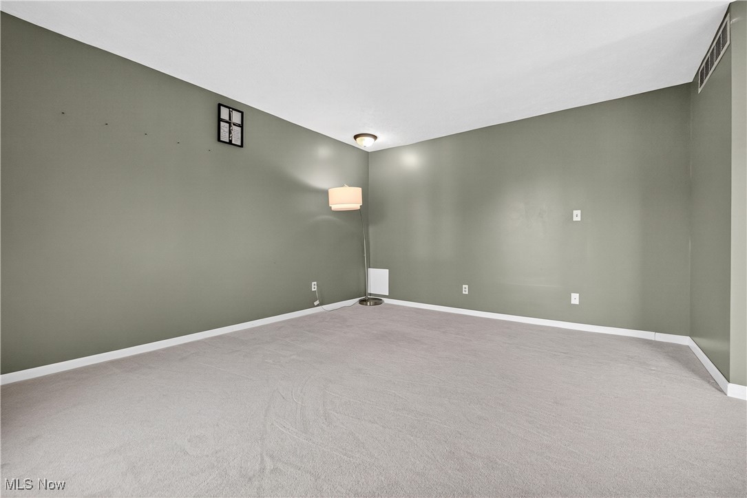 Four Seasons Twnhs - Residential