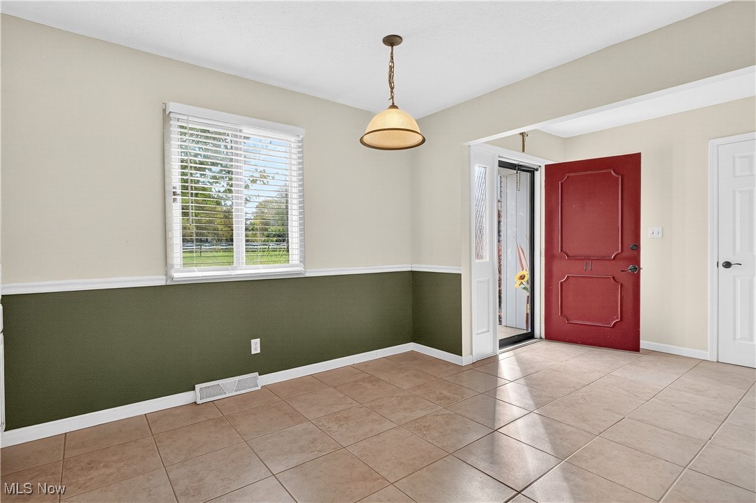 Four Seasons Twnhs - Residential