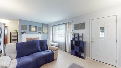 Tiny photo for 2504 17th Street, Cuyahoga Falls, OH 44223 (MLS # 5187422)