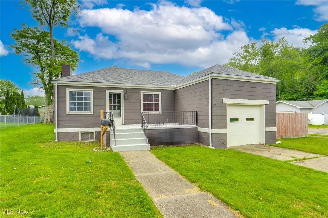 160 11th Street, New Philadelphia, Ohio image 2