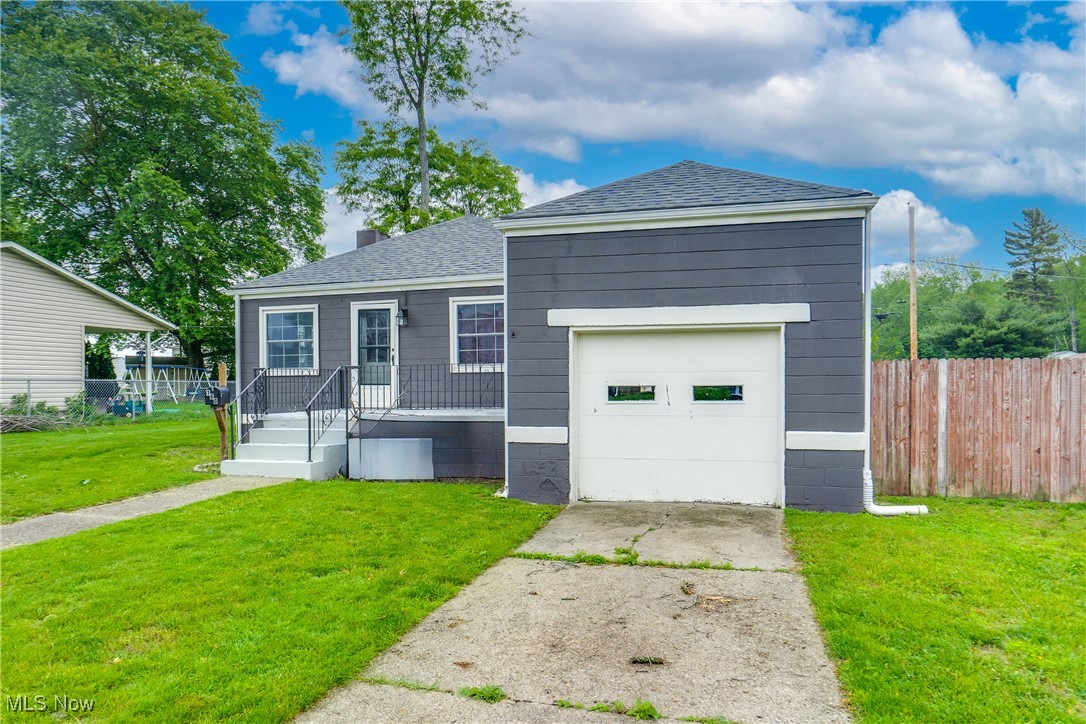 160 11th Street, New Philadelphia, Ohio image 3