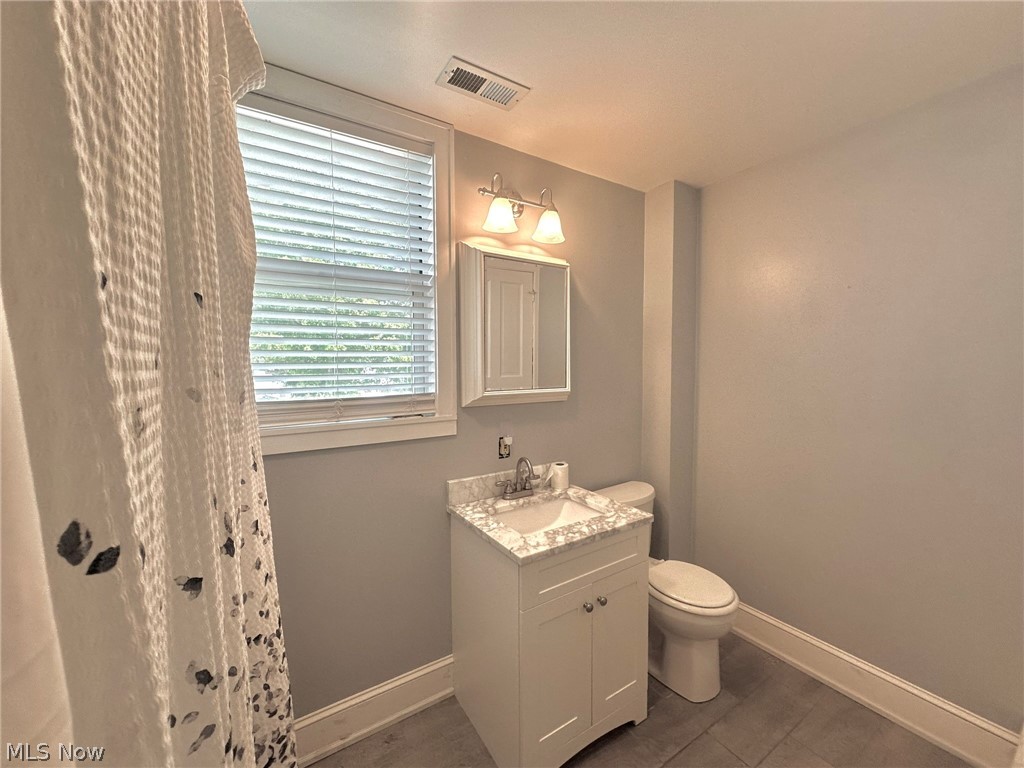 W E Roe Adn - Residential