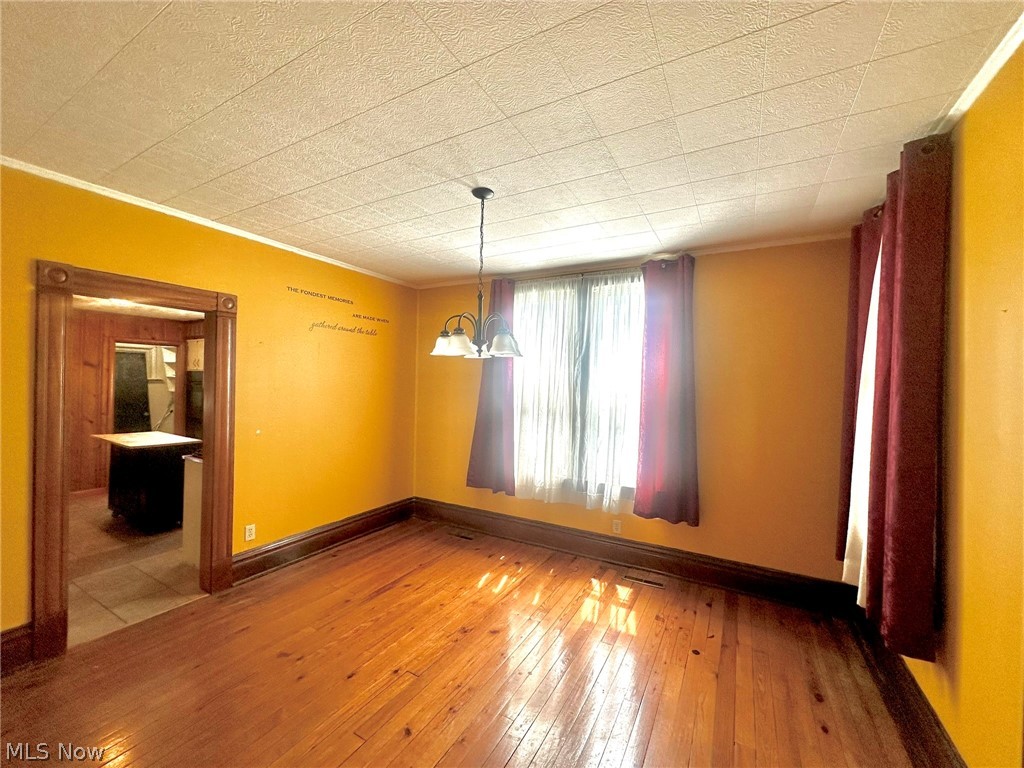 W E Roe Adn - Residential