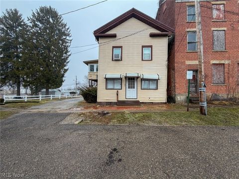 Photo of 107 Main St, Wilmot, OH 44689 (MLS # 5190459)