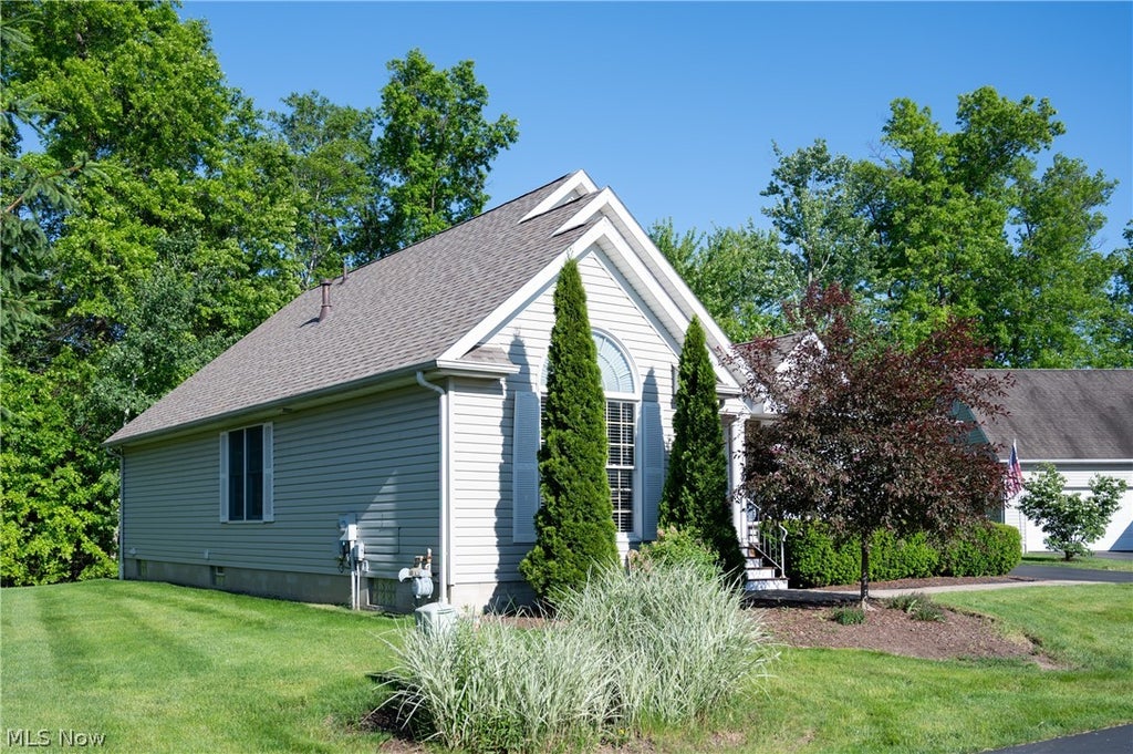 Photo of 5216 Nashua Drive, Austintown, OH 44515 (MLS # 5215180)