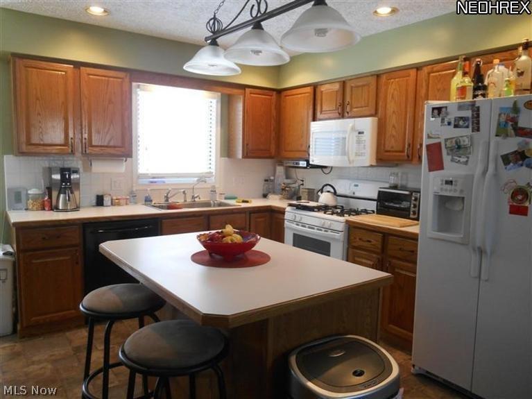 Estates of Deer Trace - Residential