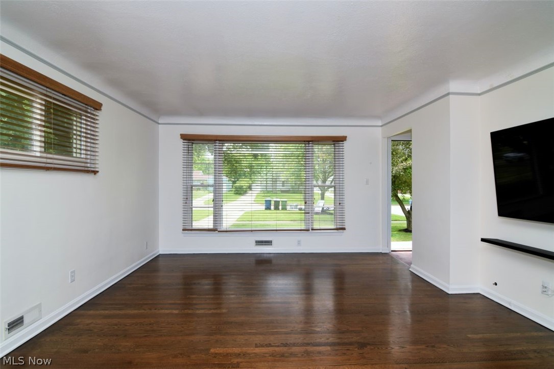 S H Kleinman Realty Cos Yorkl - Residential