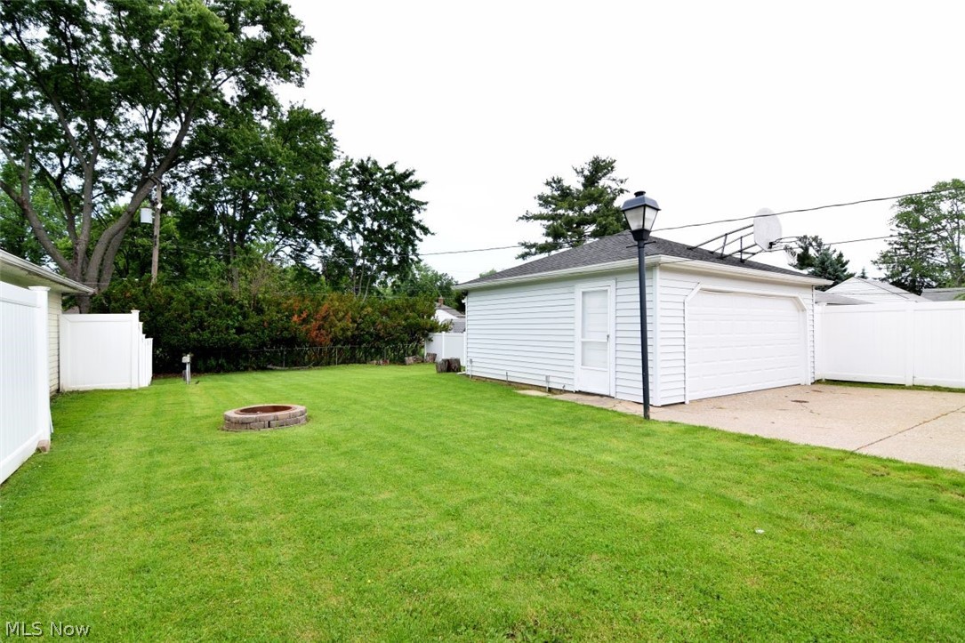 S H Kleinman Realty Cos Yorkl - Residential
