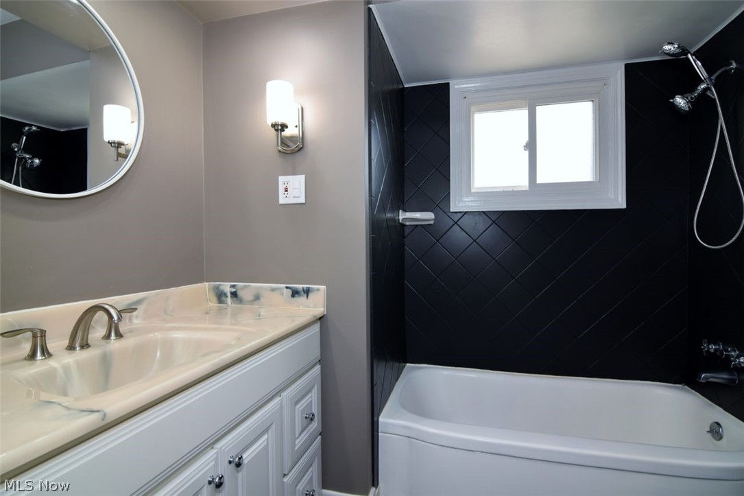 S H Kleinman Realty Cos Yorkl - Residential