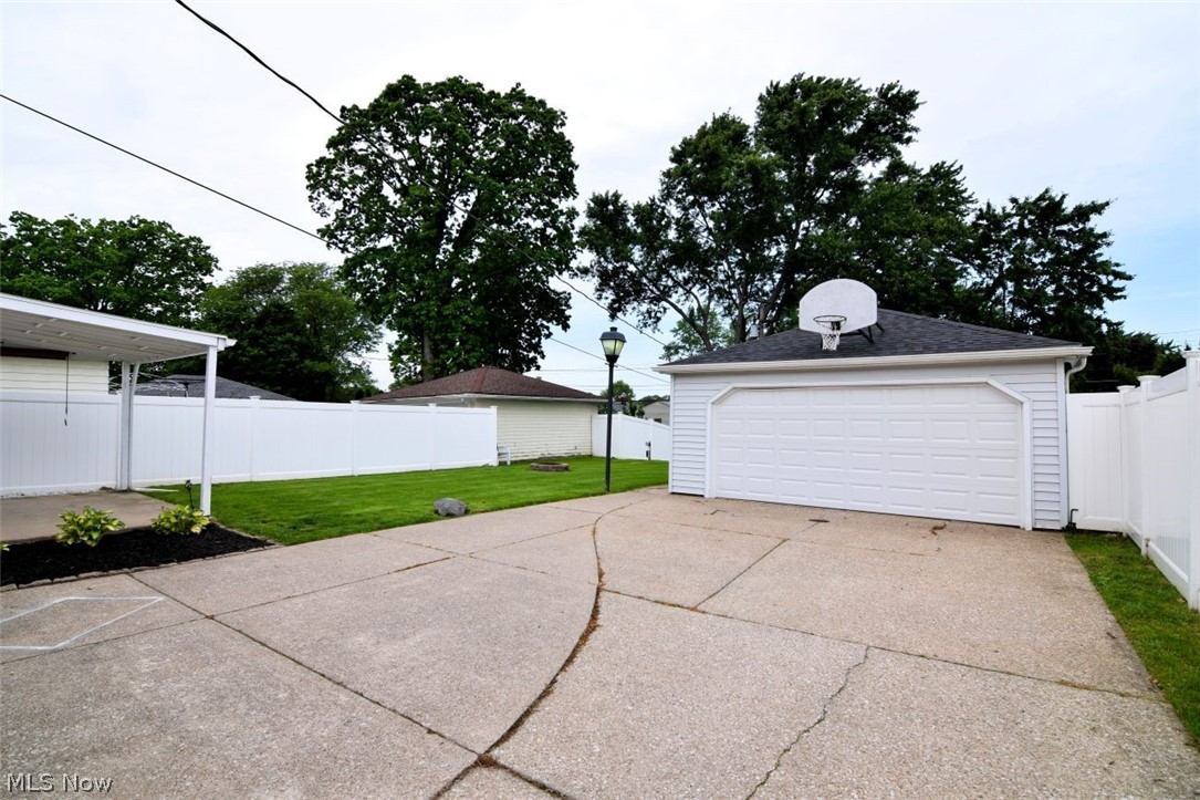 S H Kleinman Realty Cos Yorkl - Residential