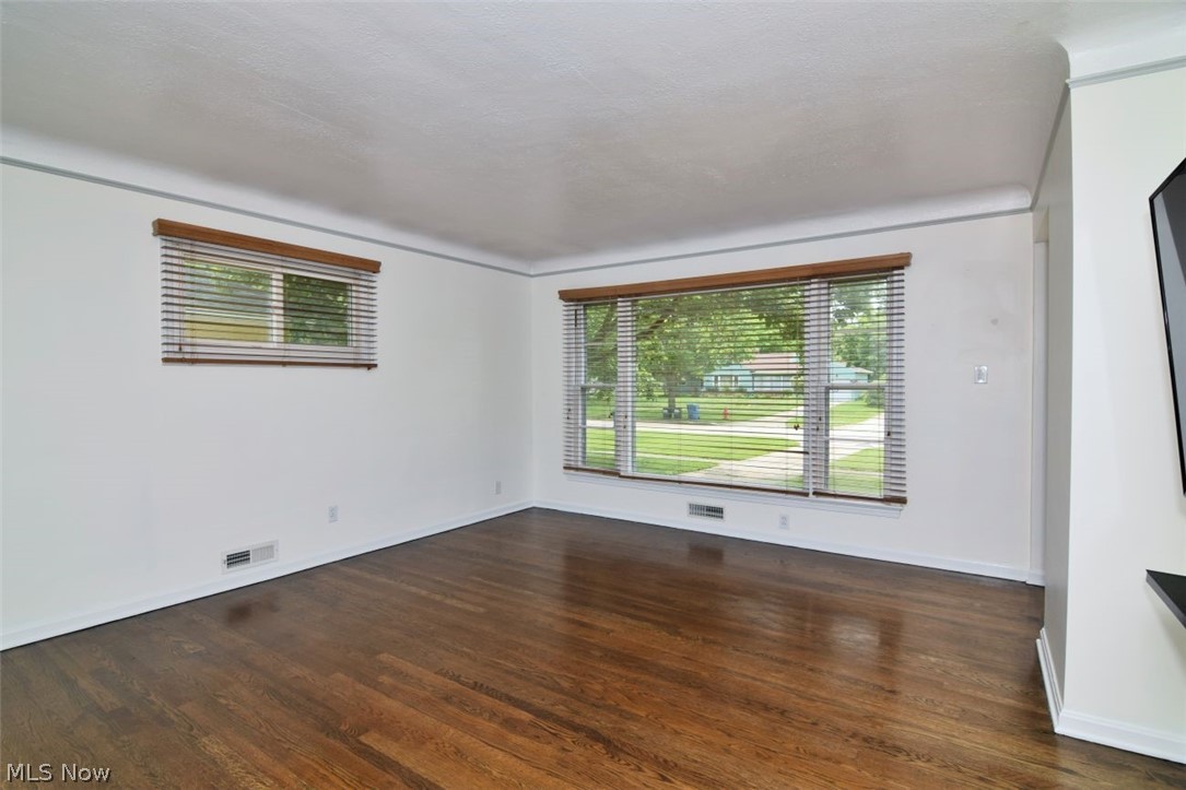 S H Kleinman Realty Cos Yorkl - Residential