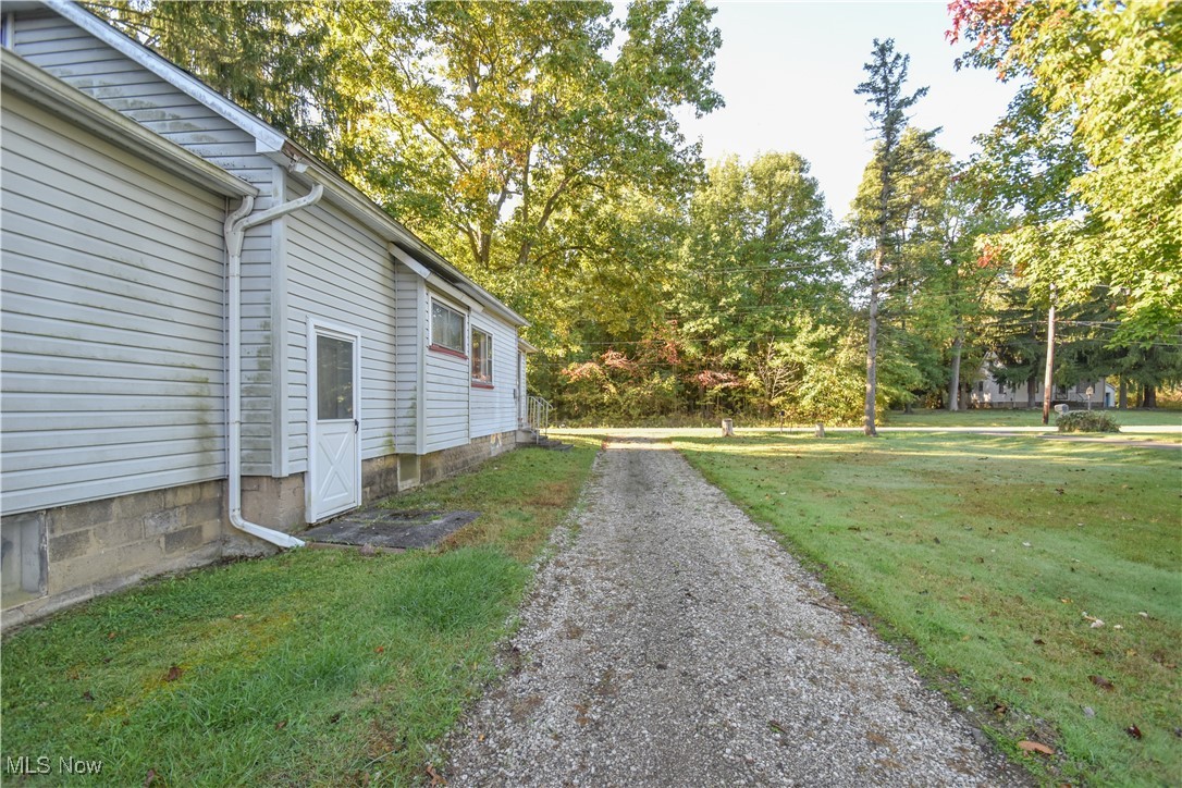 5382 W Webb Road, Austintown, Ohio image 9