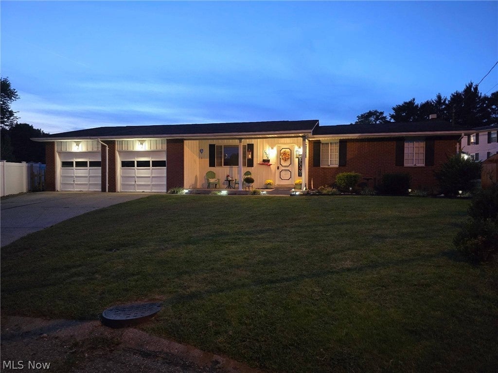 1576 Suzanne Circle