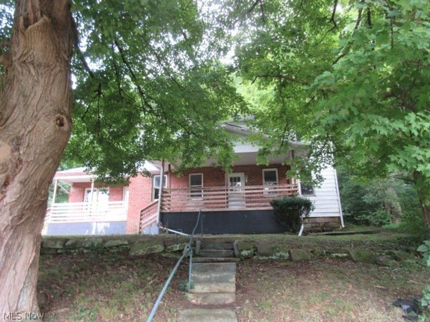 Country home with close to 5 wooded acres. Subj has great workshop that would be an awesome studio or get away. home has has some work done. No information on well/septic. Buyer agent responsible to verify tax and well/septic information.  Hud case #412-558551. AS IS only. No repairs allowed prior to closing.No exceptions!  Bids open to owner occupants, non profits and government agencies only until 8/28/2018 11:59:59 PM  CT, bids open to investors after 9/2/2018 11:59:59 PM  CT. Will need preapproval or proof of funds with offer.  This home sold IE ( insured with escrow)