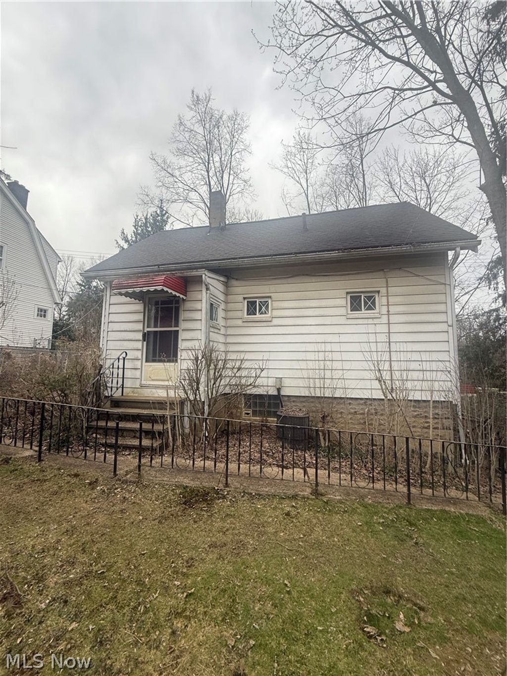 Photo of 568 Columbus Street, Bedford, OH 44146 (MLS # 5196279)