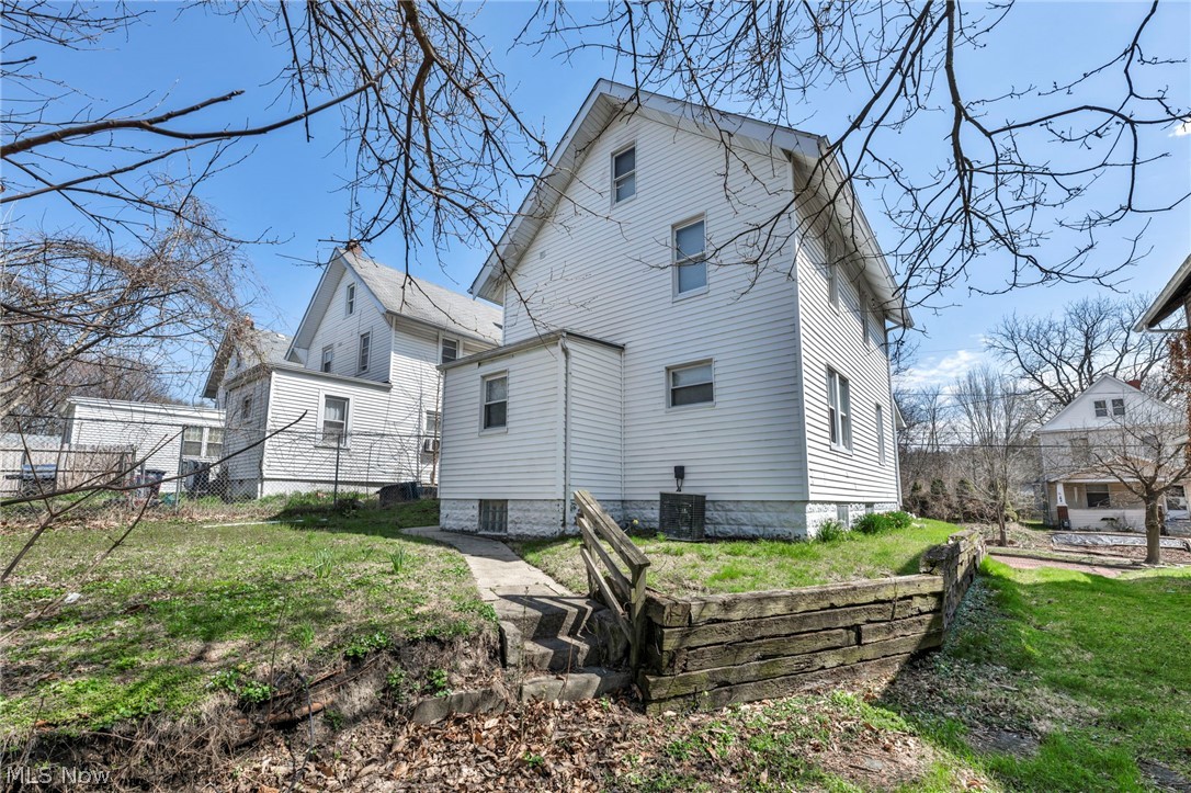 Blue Pond - Residential