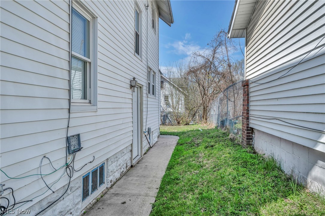 Blue Pond - Residential