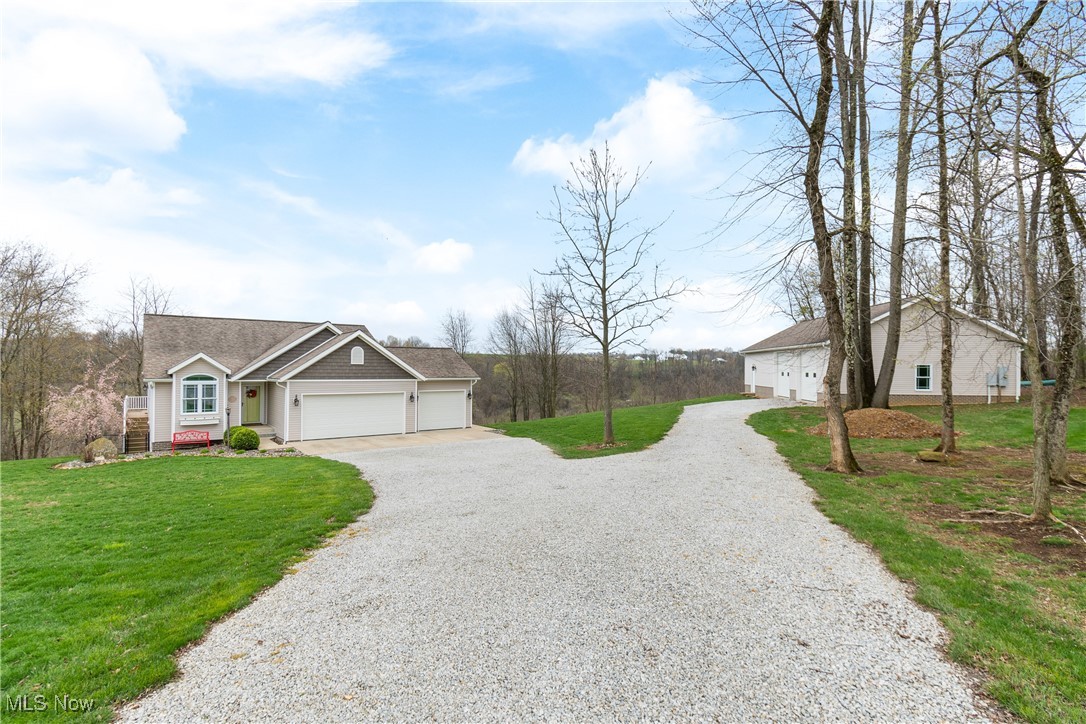 63626 Brads Way Way, Barnesville, Ohio image 1