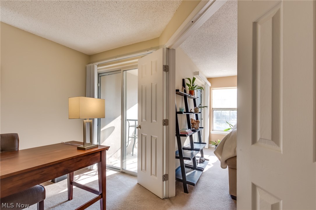 Fox Hol/Woodhawk Condo Ph #2 - Residential