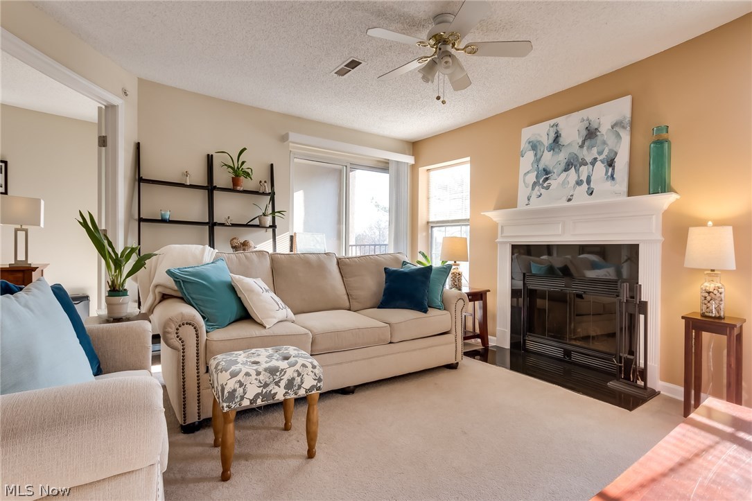 Fox Hol/Woodhawk Condo Ph #2 - Residential