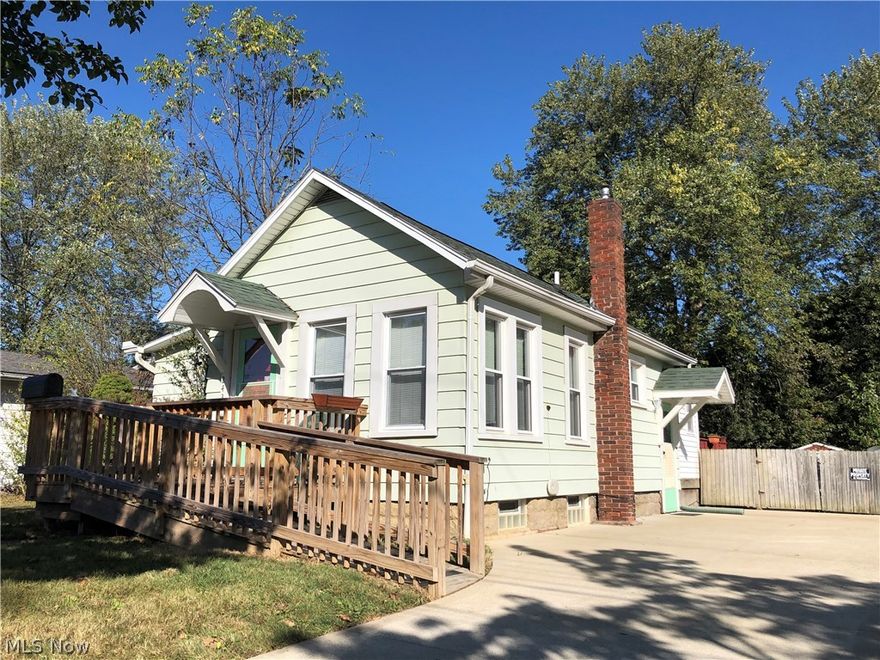 Priced to sell.  This cozy two bedroom ranch is in a great location close to the Medina Square.  It has a nice sized backyard and a covered deck.  The kitchen includes a stove and refrigerator, and the first floor laundry room includes washer and dryer.  A little TLC will go a long way in this home.
