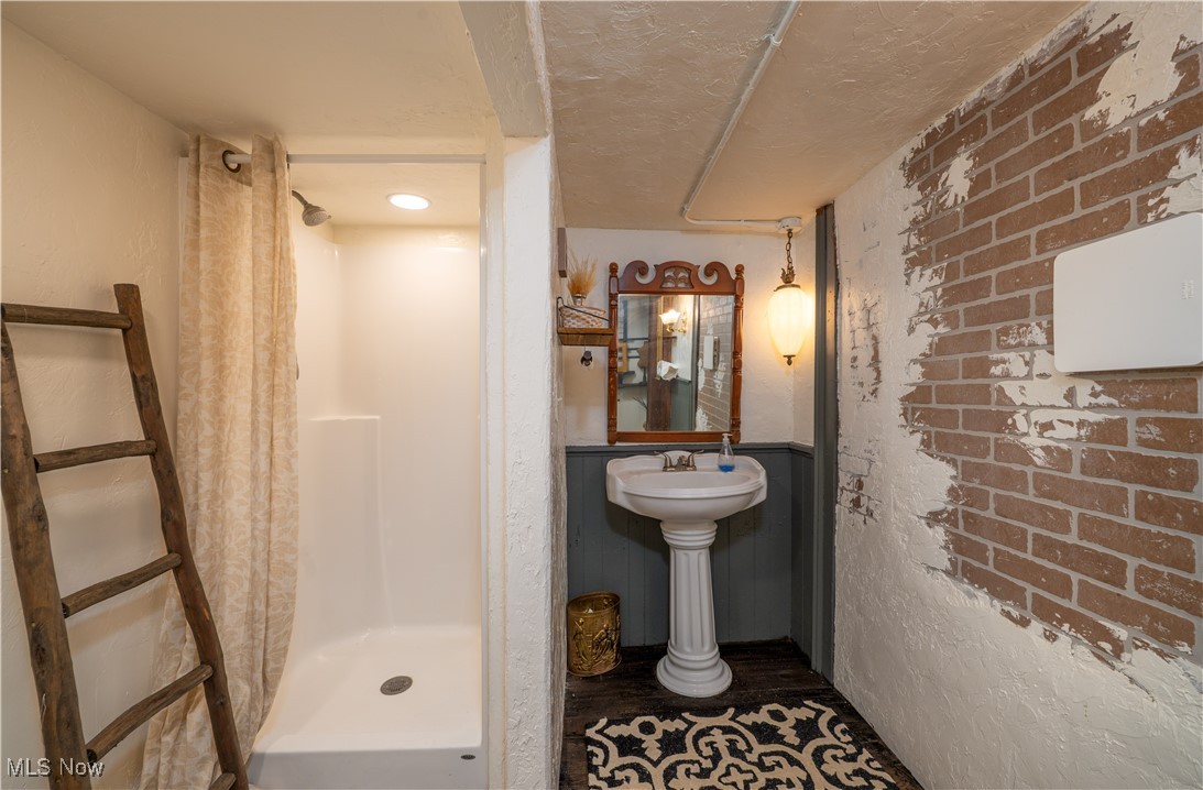 Town Of Bolivar - Commercial Lease