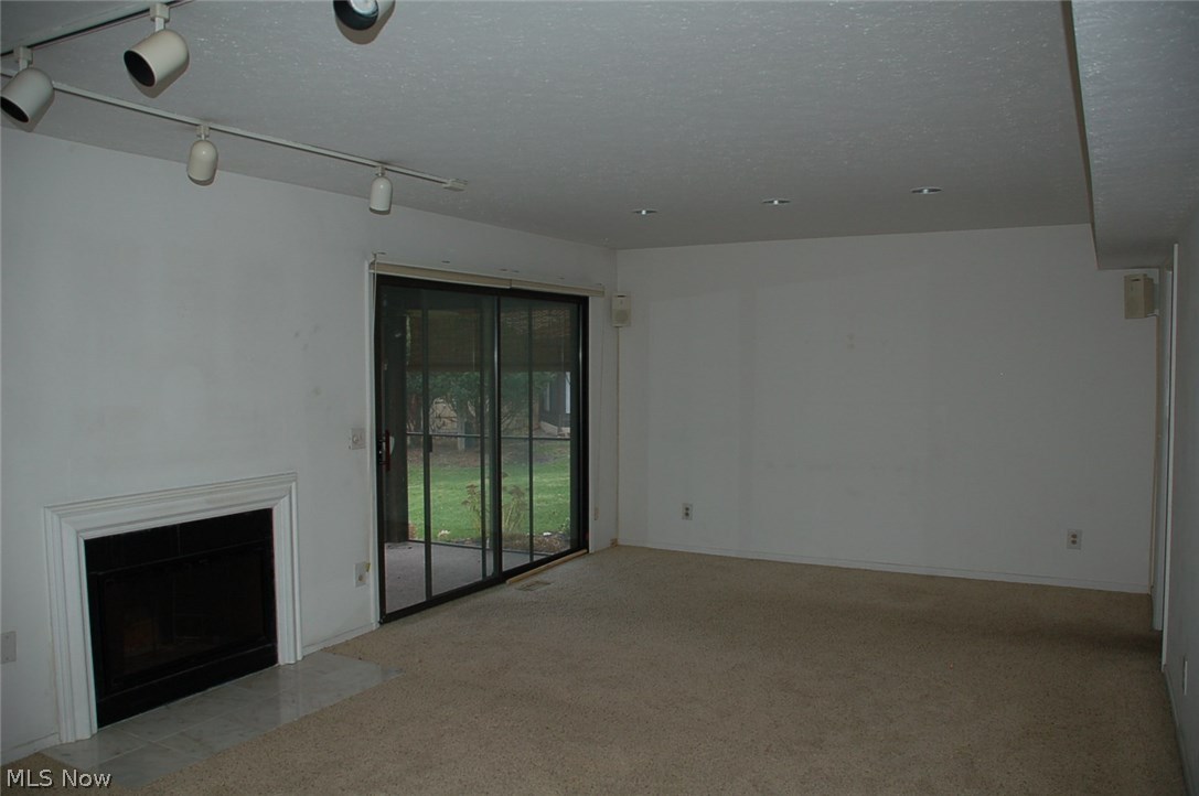 Woodhawk Club Condo Ph 08 - Residential