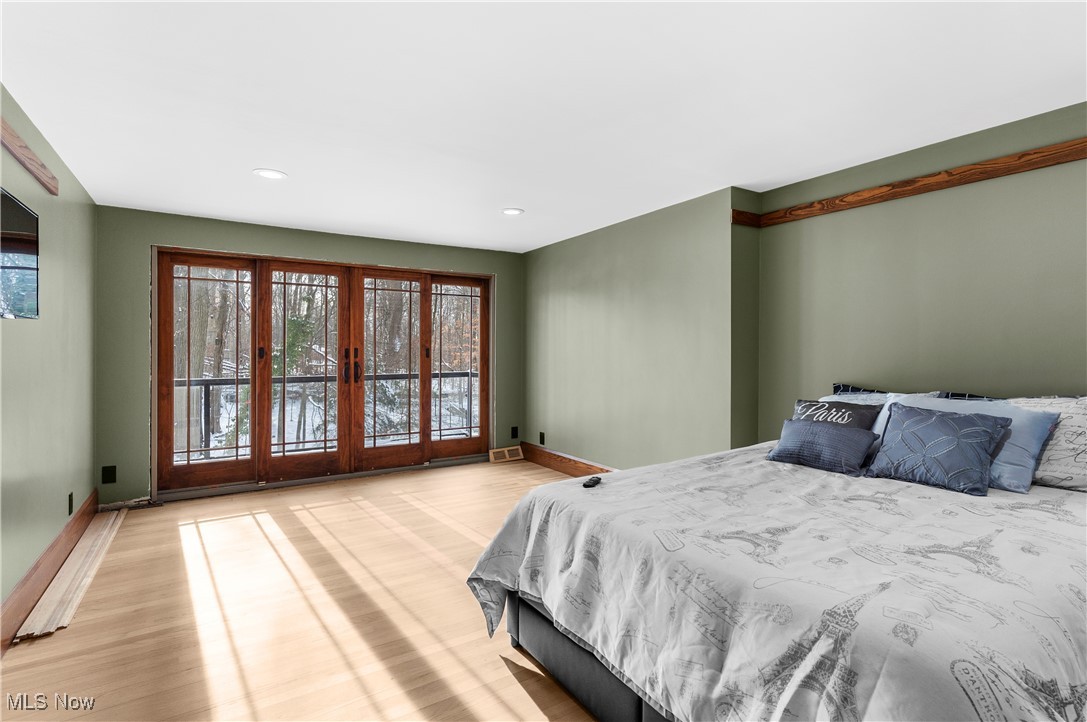 Whitney Chase 01 - Residential