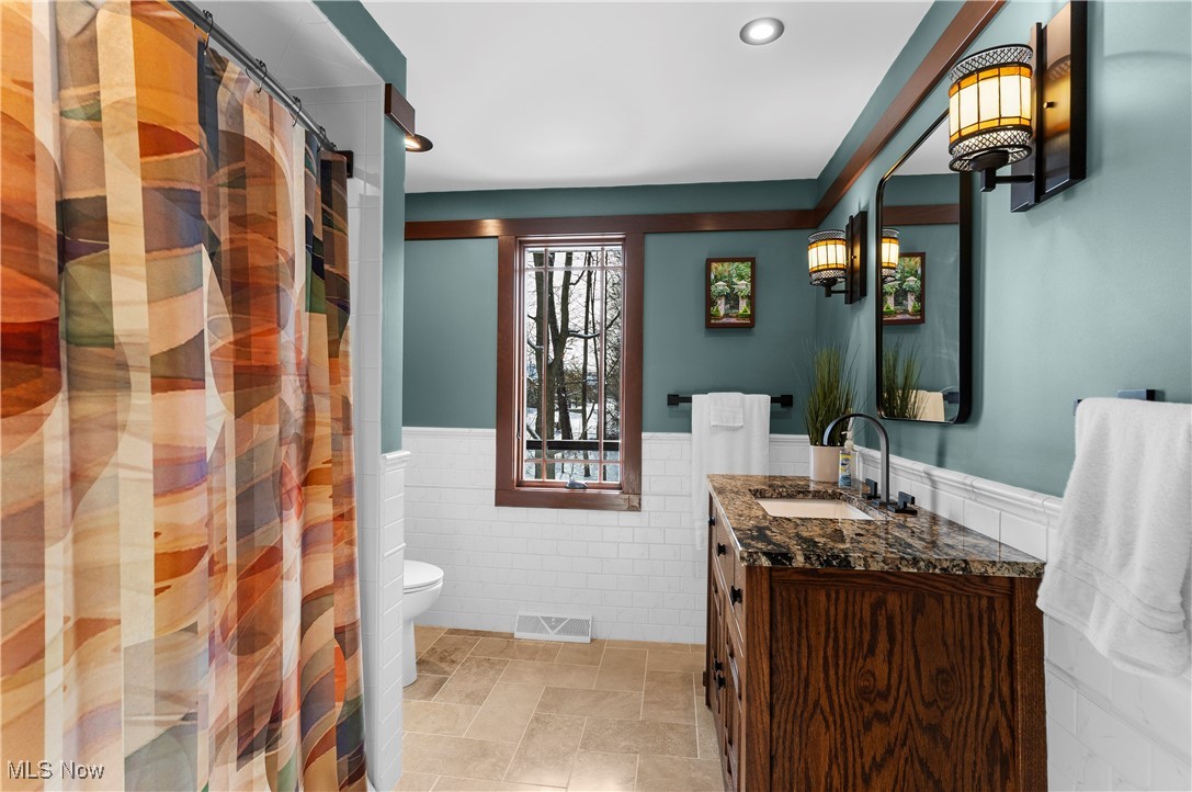 Whitney Chase 01 - Residential