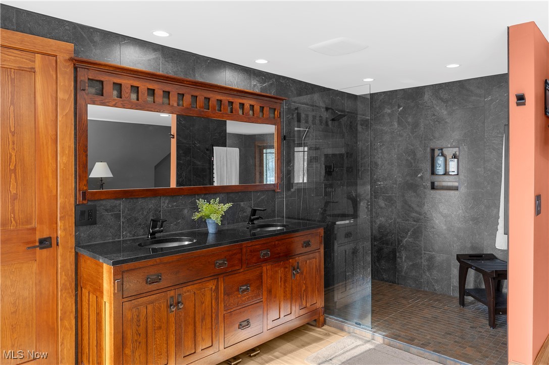 Whitney Chase 01 - Residential