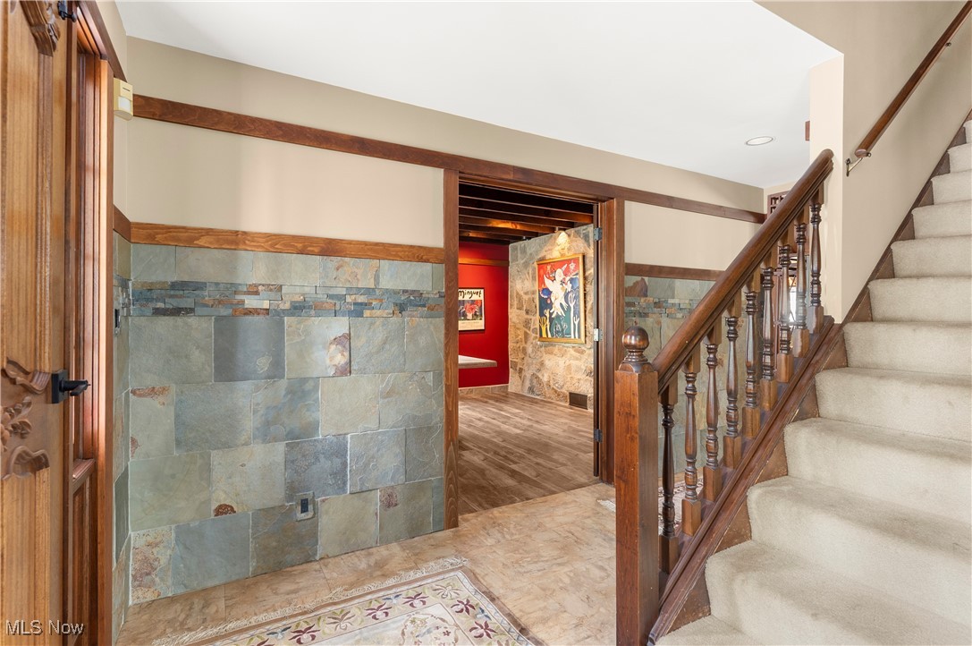 Whitney Chase 01 - Residential