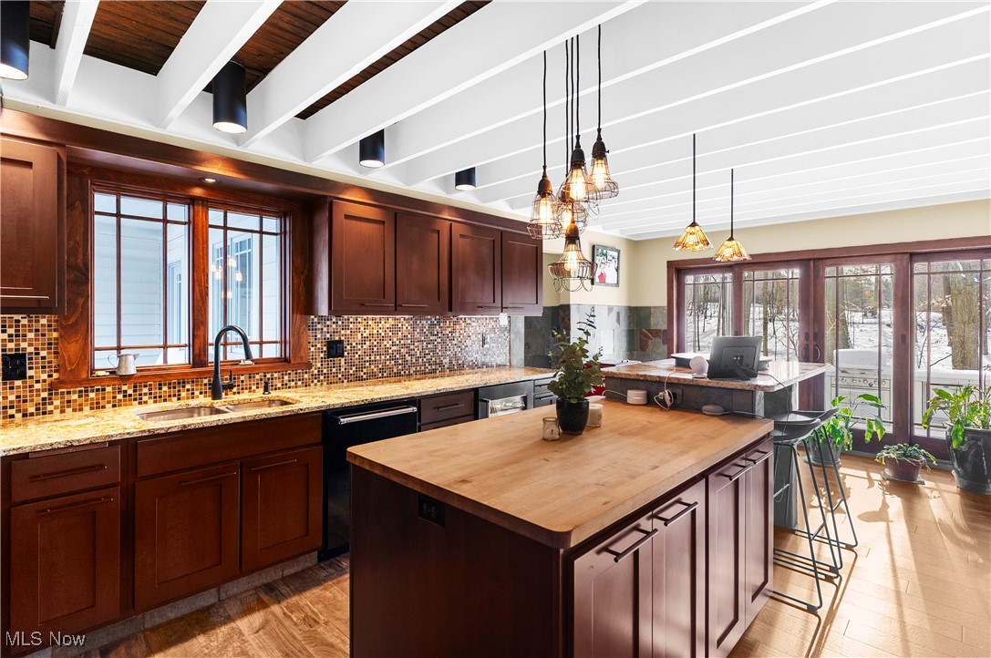 Whitney Chase 01 - Residential