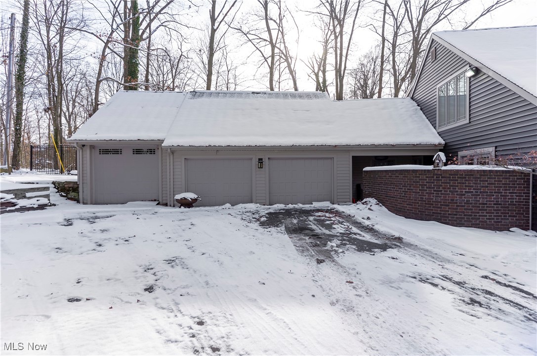 Whitney Chase 01 - Residential