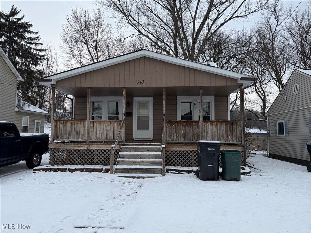 Photo of 343 Spence Avenue, Zanesville, OH 43701 (MLS # 5182587)