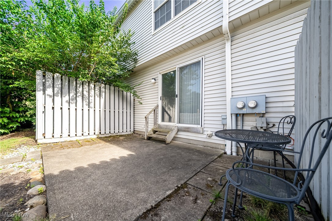 Lakeview Rdg Condo Ph #v - Residential